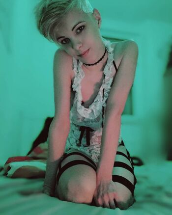 Blonditwink
