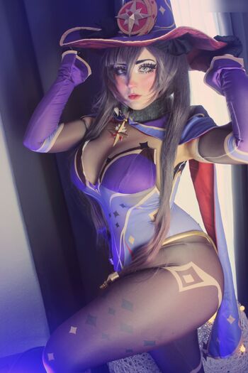 BomBom Cosplay