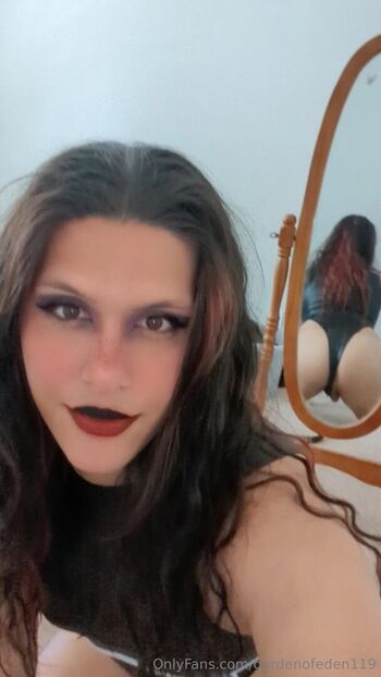 booteddoll