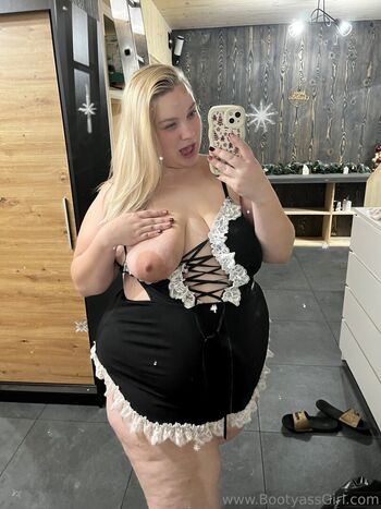 bootyassgirl