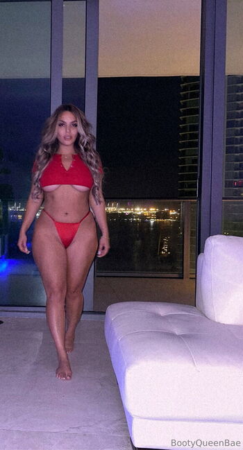 bootyqueenbae