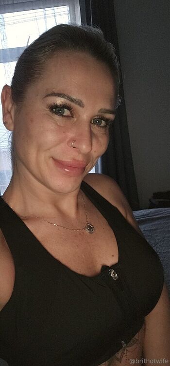brithotwife