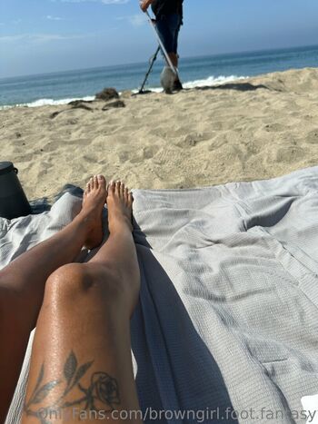 browngirl.foot.fantasy