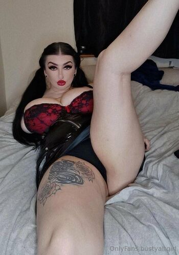 bustyaltgirl
