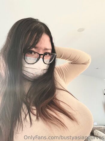 bustyasiancurves
