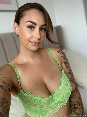 bustybelle_xx