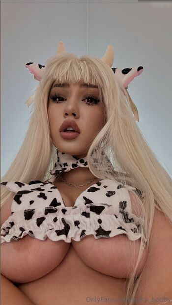butty_boobs