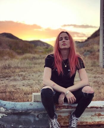 Caity Lotz