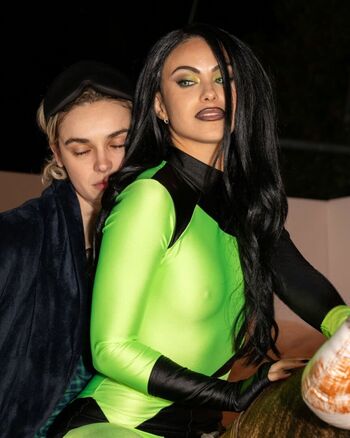 Camila Mendes