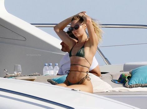 Candice Swanepoel