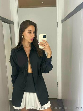 carla_love