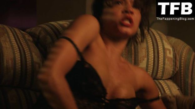Carmen Ejogo
