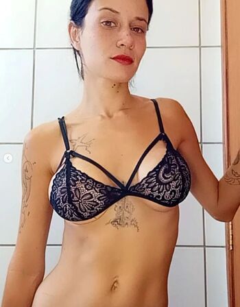 Carolina Oliveira