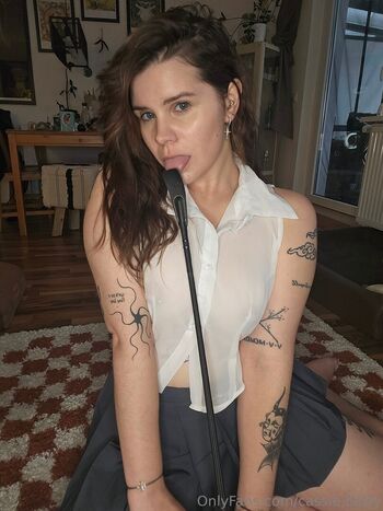 Cassie.Batty