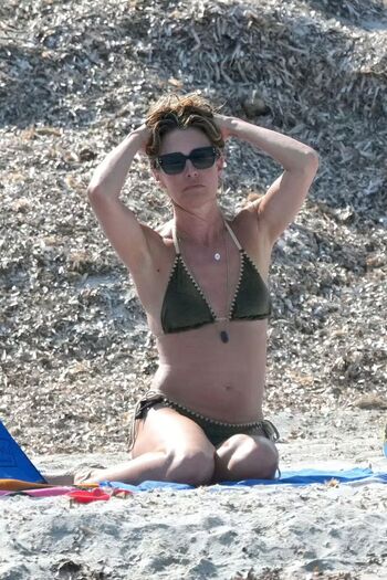 Cat Deeley