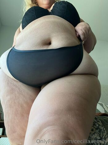 ceciliaxemily