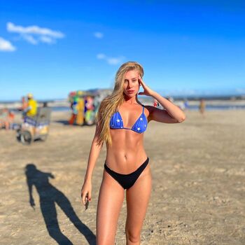Cela Lopes