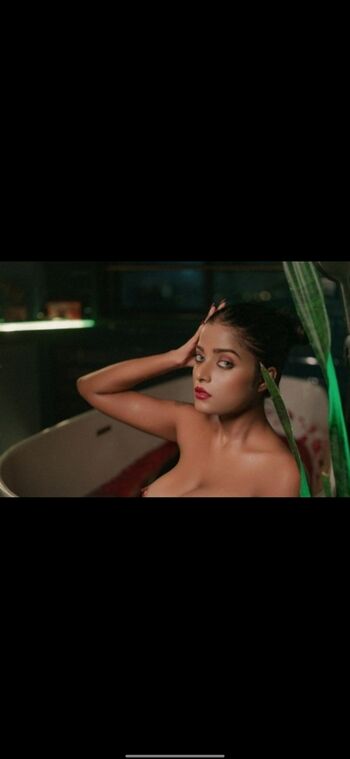 Chandrika Passionica
