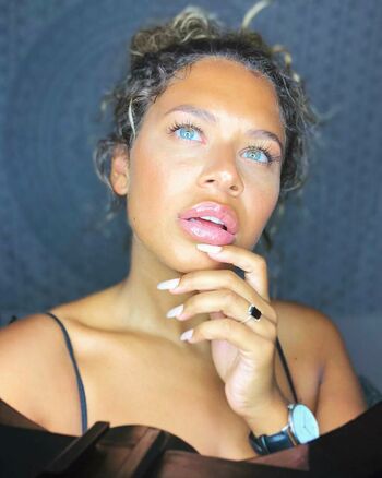 Chanelle Mauricette