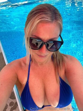 CharlizeFoXXX