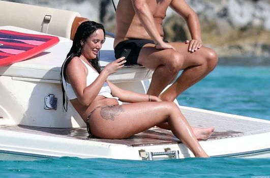 Charlotte Crosby