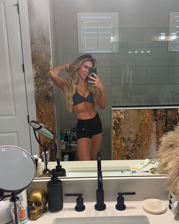 Charlotte Flair