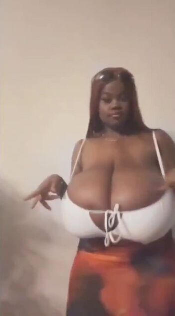 Chioma Lovv