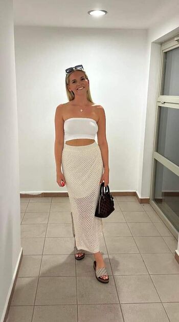 Chloe Burns