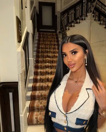 Chloe Khan