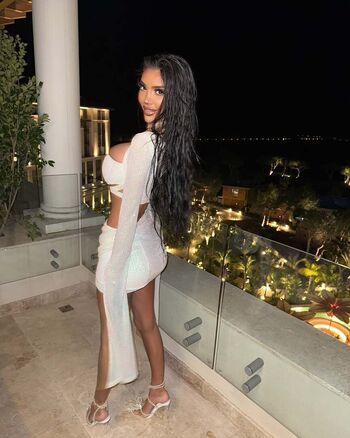 Chloe Khan