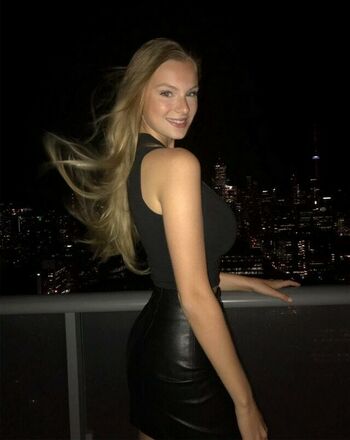 Chloe Vialaret