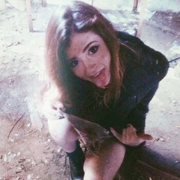 Chrissy Costanza