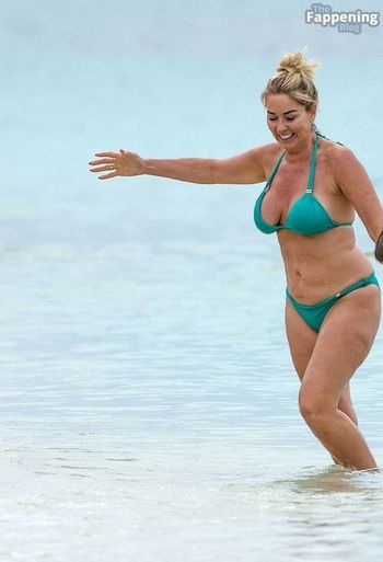 Claire Sweeney