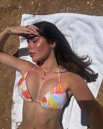 Clarissa Bea