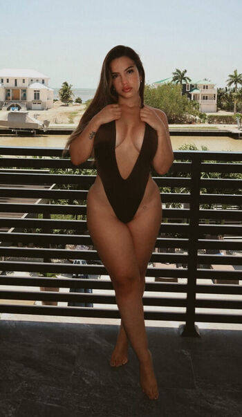 Claudia Castro