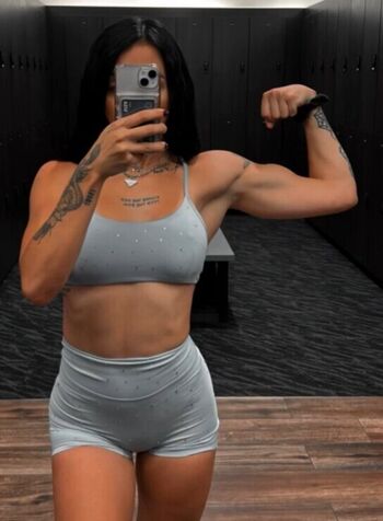 Cora Jade