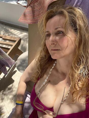 Corrinne Wicks