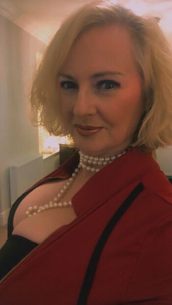 Courtesan Annabel
