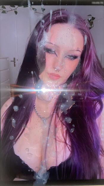 Cum Tributes