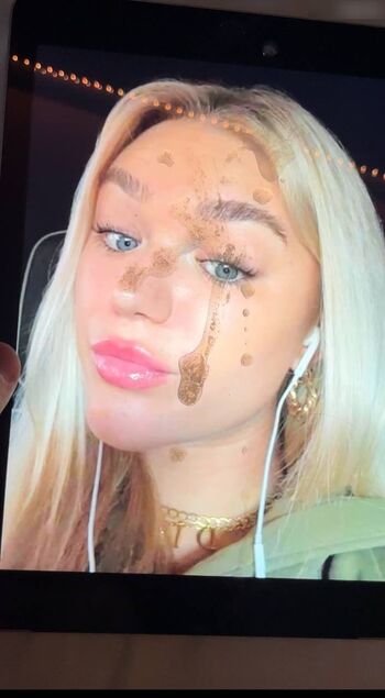 Cum Tributes