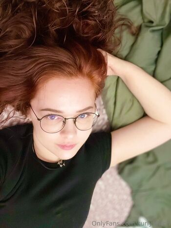 curly.witch