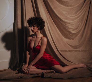 curlywiktoria