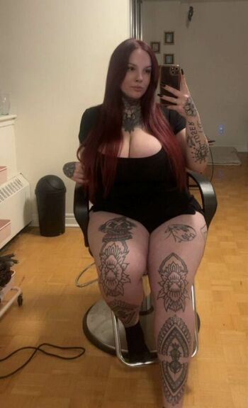 Curvy Goddesses