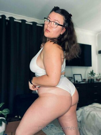 curvychloee