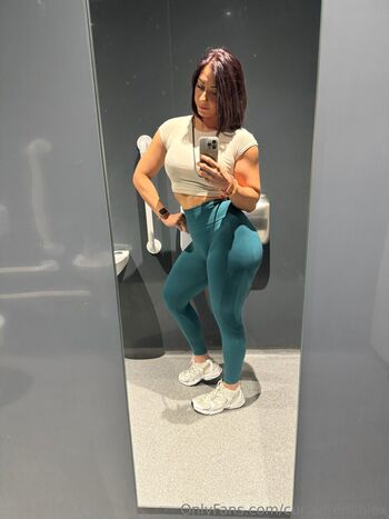 curvyfrenchiex