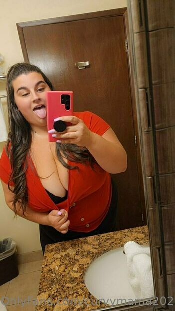 curvymama2021