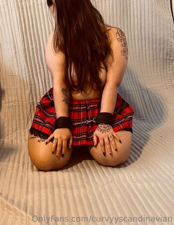 curvyyscandinavian