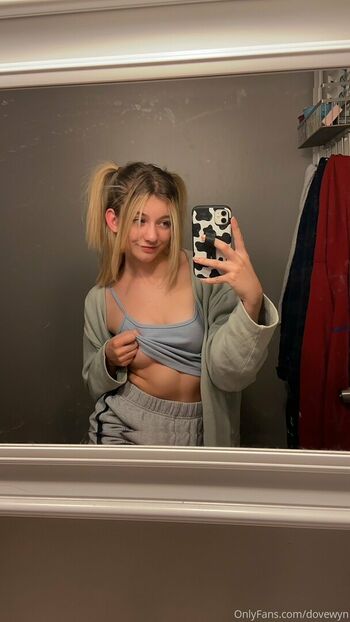 daintytits