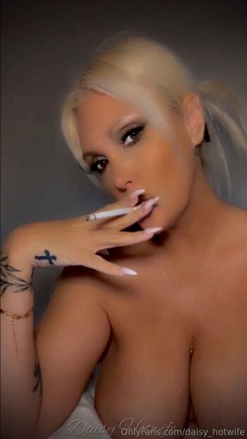 daisy_hotwife