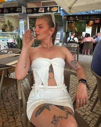 daisy_riches1
